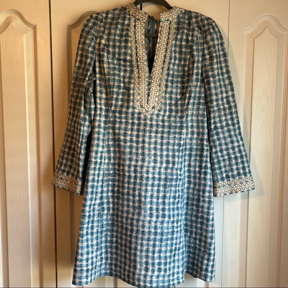 Tory Burch Tunic Dress long sleeve blue white Embroidery size 8 Cotton